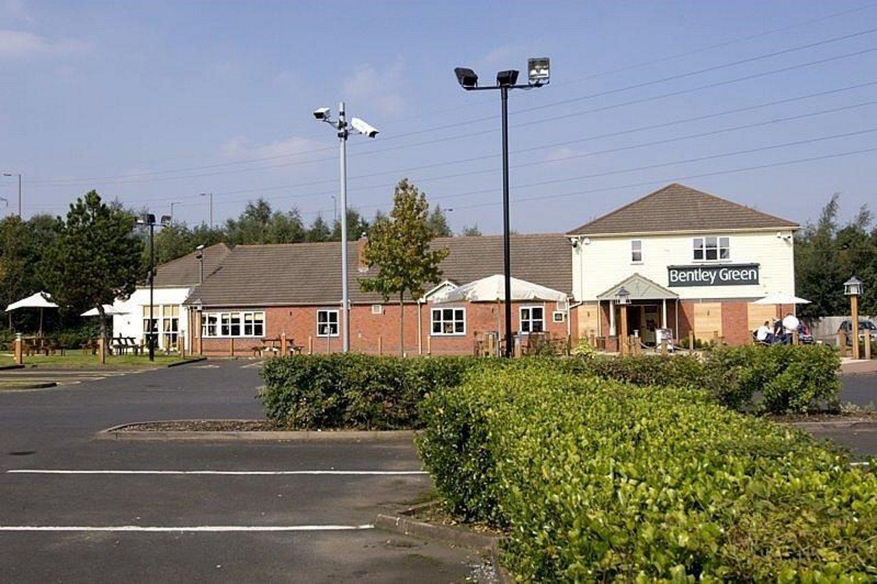 Premier Inn Walsall Esterno foto