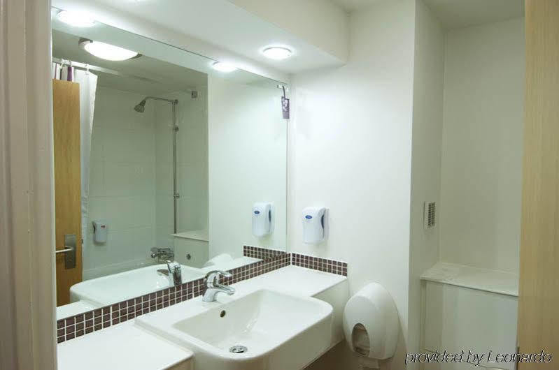 Premier Inn Walsall Esterno foto